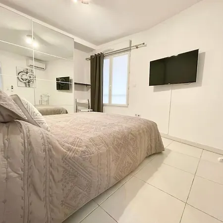 Centre De - 2 Pieces - Garage Apartamento Cannes
