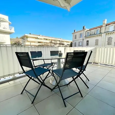 Centre De - 2 Pieces - Garage * Cannes